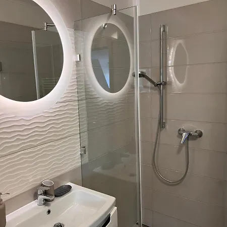 Panorama View In Center Apartment Heviz